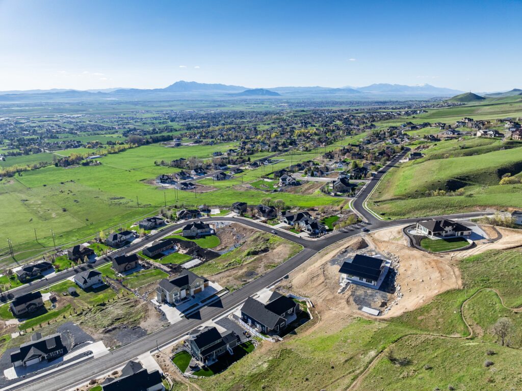 dji_fly_20240418_181432_152_1713539414061_aeb-HDR